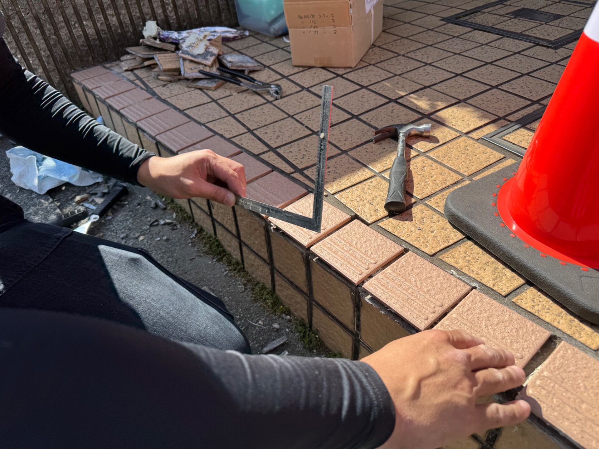 サビの出たプレハブ小屋を高耐久塗料で一新／川越市・U様邸（築26年・4社相見積もりで当店を選定）