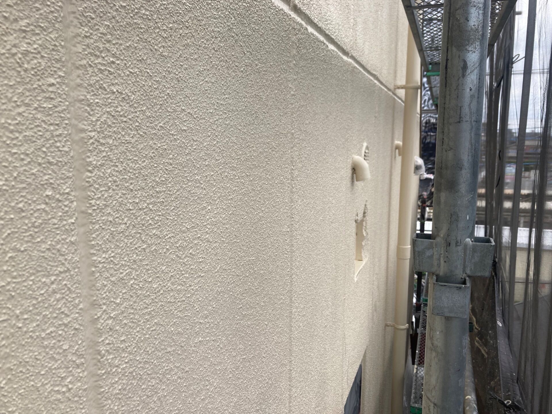 サビの出たプレハブ小屋を高耐久塗料で一新／川越市・U様邸（築26年・4社相見積もりで当店を選定）