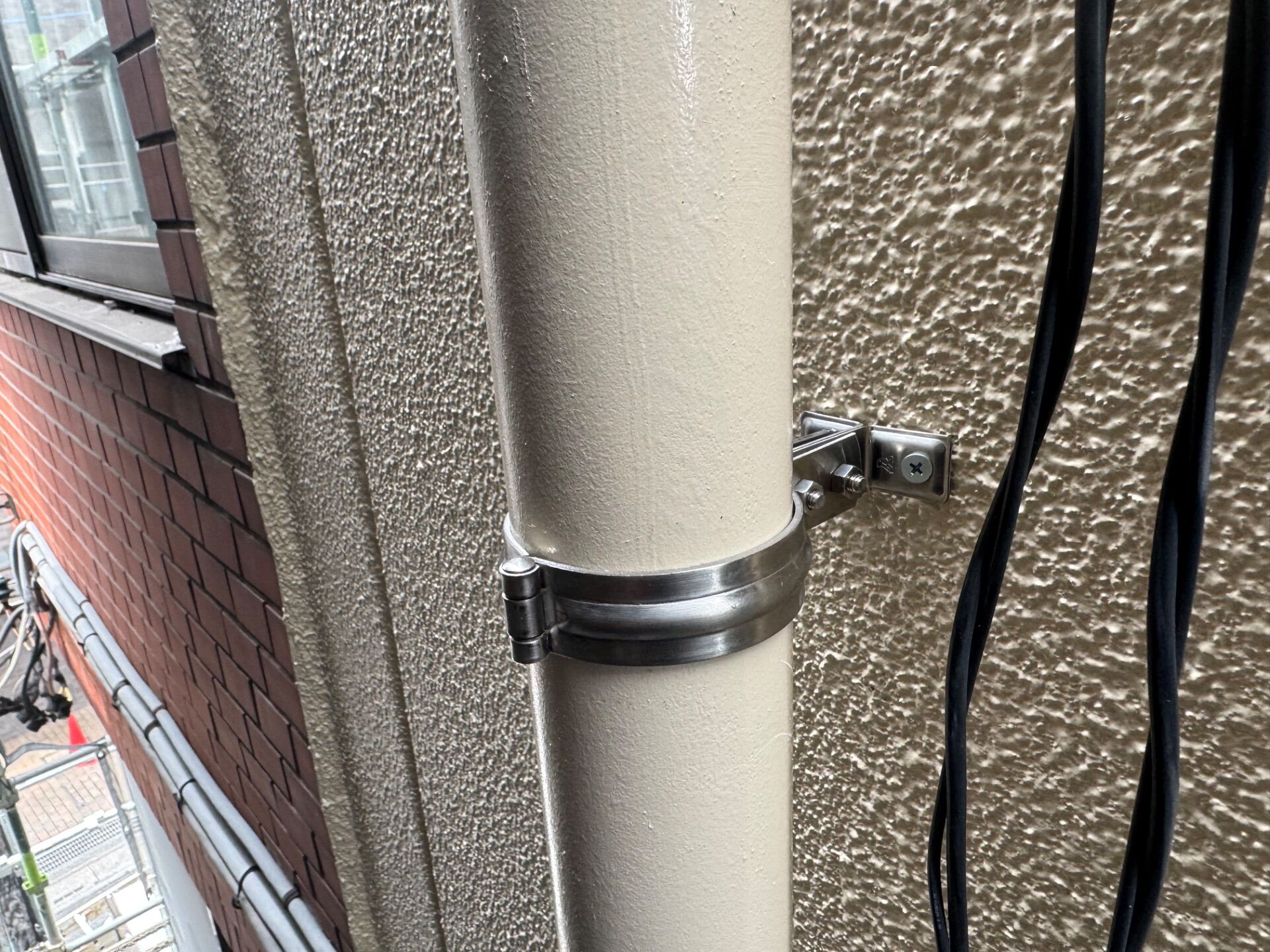 サビの出たプレハブ小屋を高耐久塗料で一新／川越市・U様邸（築26年・4社相見積もりで当店を選定）