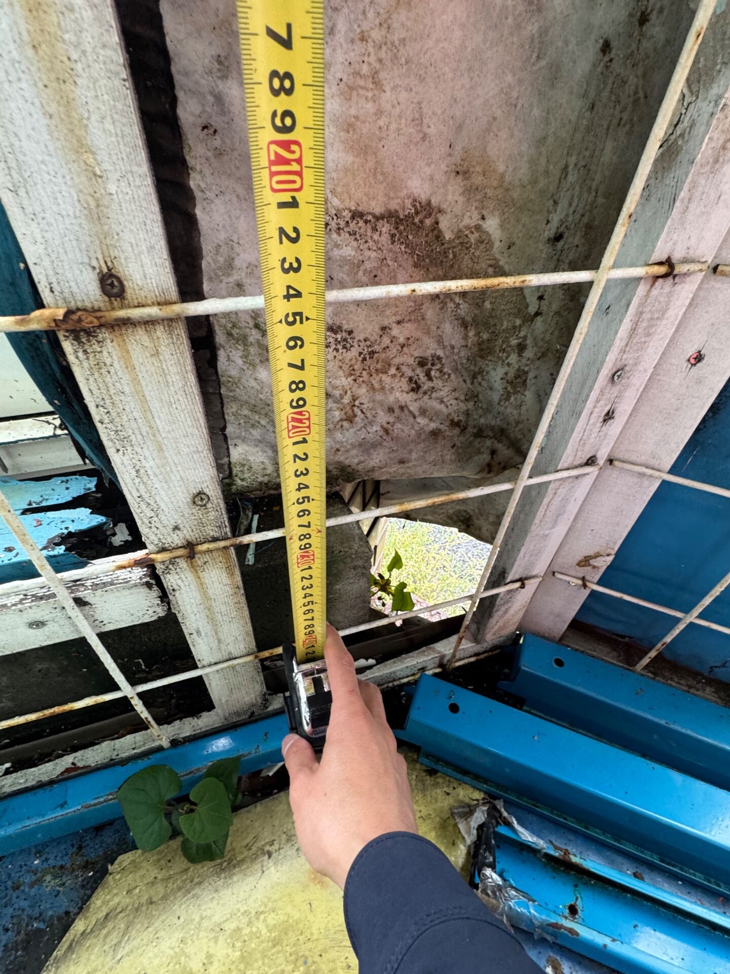 サビの出たプレハブ小屋を高耐久塗料で一新／川越市・U様邸（築26年・4社相見積もりで当店を選定）