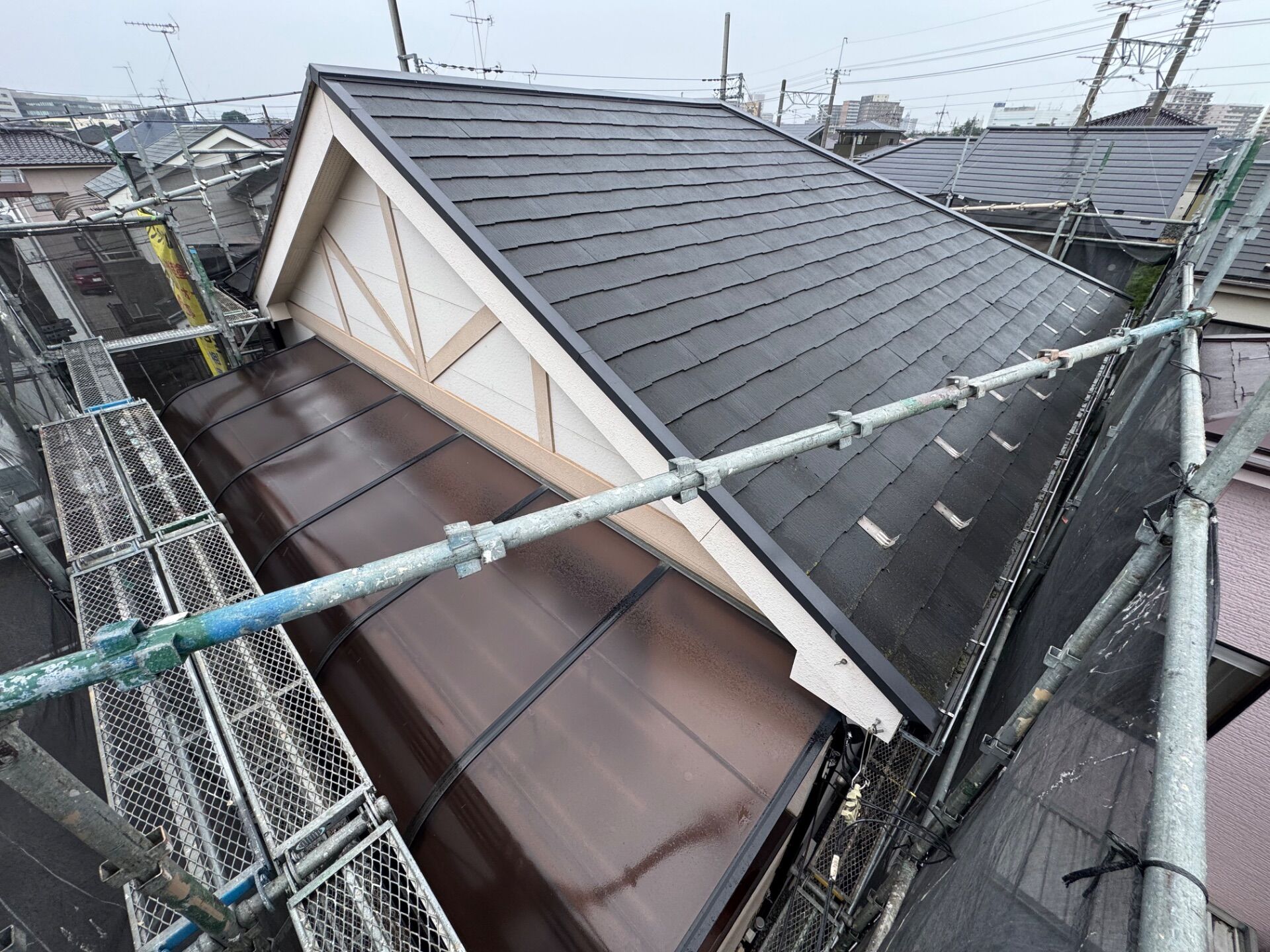 サビの出たプレハブ小屋を高耐久塗料で一新／川越市・U様邸（築26年・4社相見積もりで当店を選定）