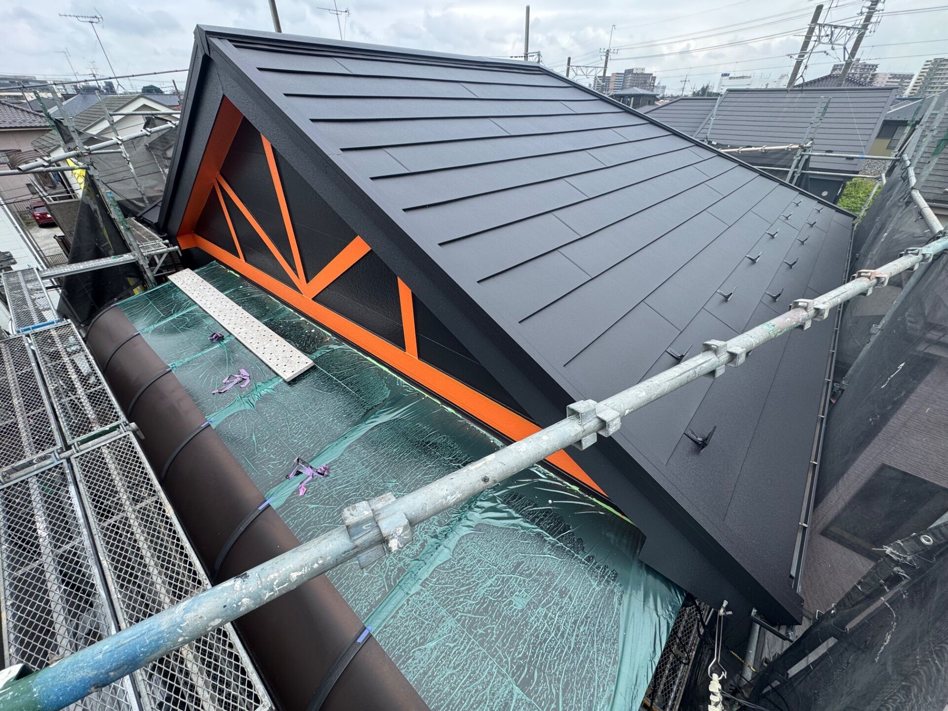 サビの出たプレハブ小屋を高耐久塗料で一新／川越市・U様邸（築26年・4社相見積もりで当店を選定）