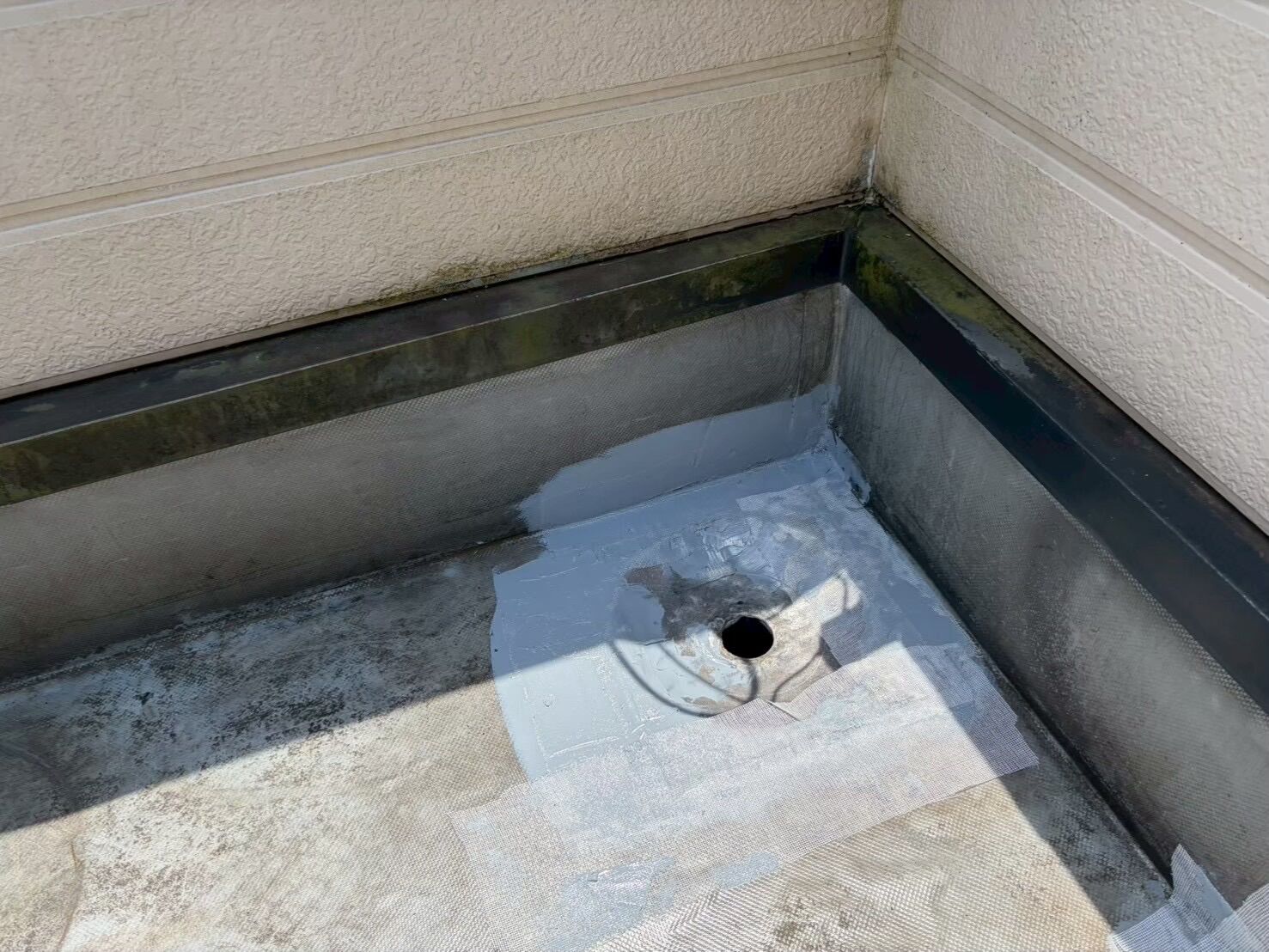 サビの出たプレハブ小屋を高耐久塗料で一新／川越市・U様邸（築26年・4社相見積もりで当店を選定）