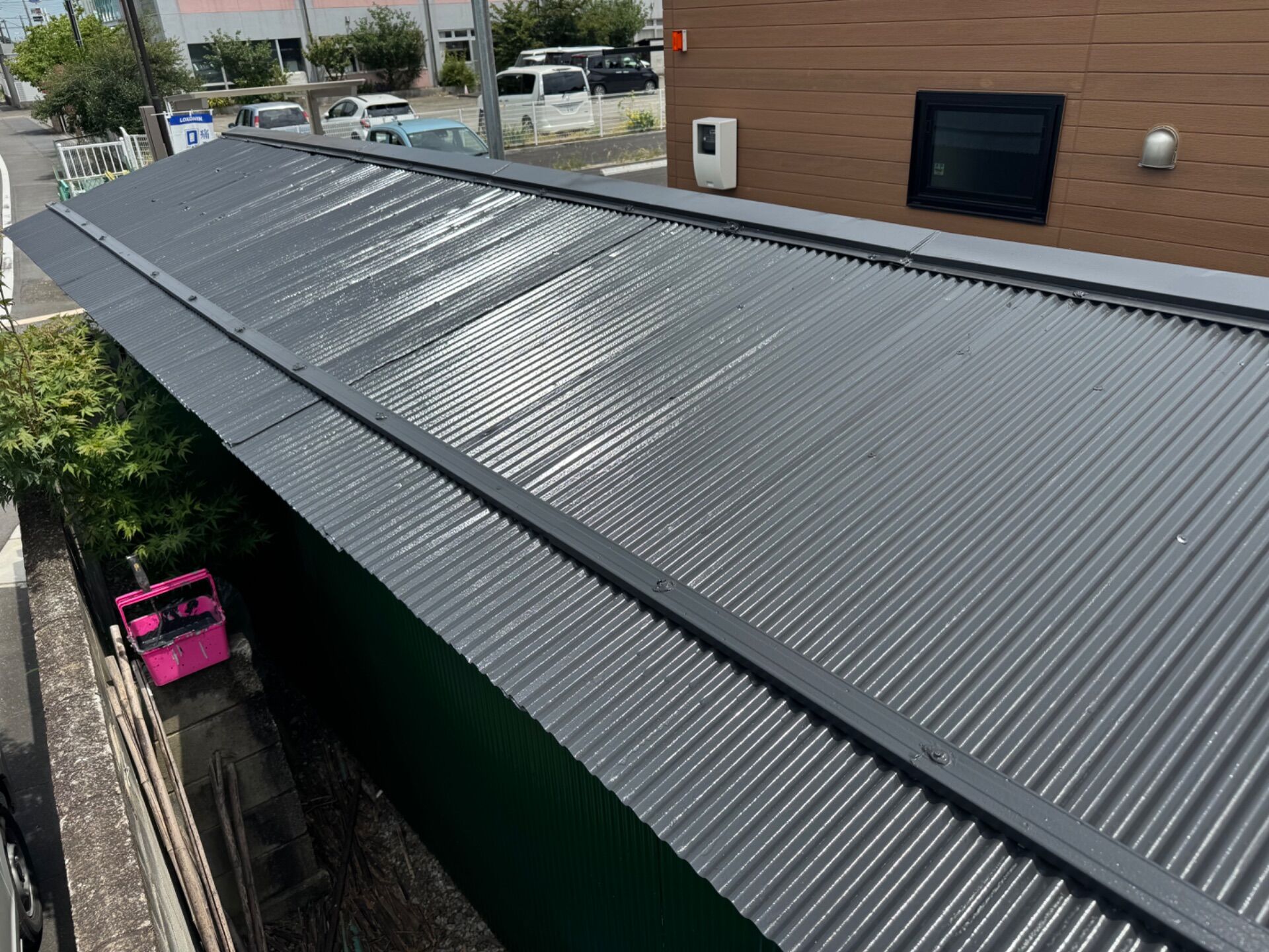 サビの出たプレハブ小屋を高耐久塗料で一新／川越市・U様邸（築26年・4社相見積もりで当店を選定）