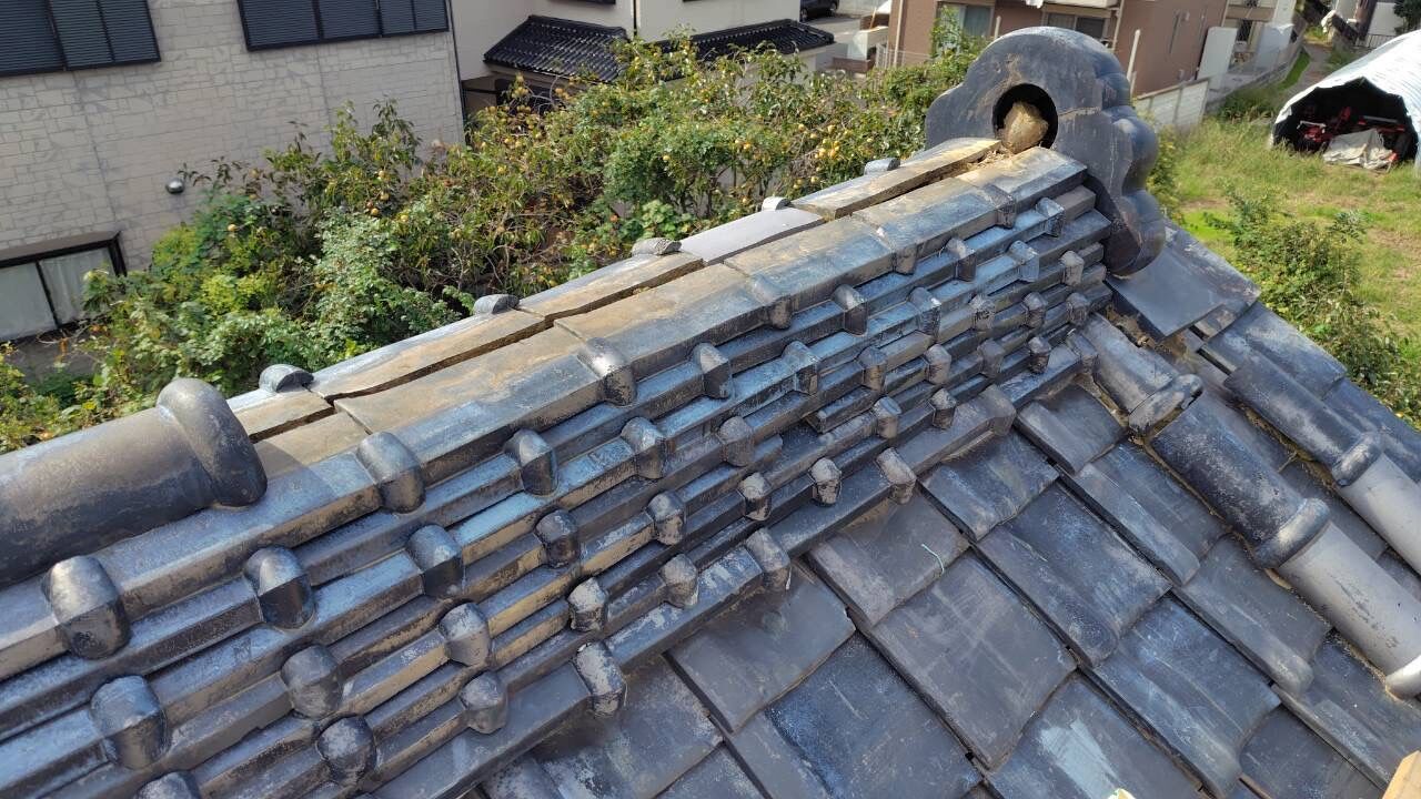築50年超の納屋の瓦補修へ！ 3度目のご依頼でお客様との間に生まれた「信用」